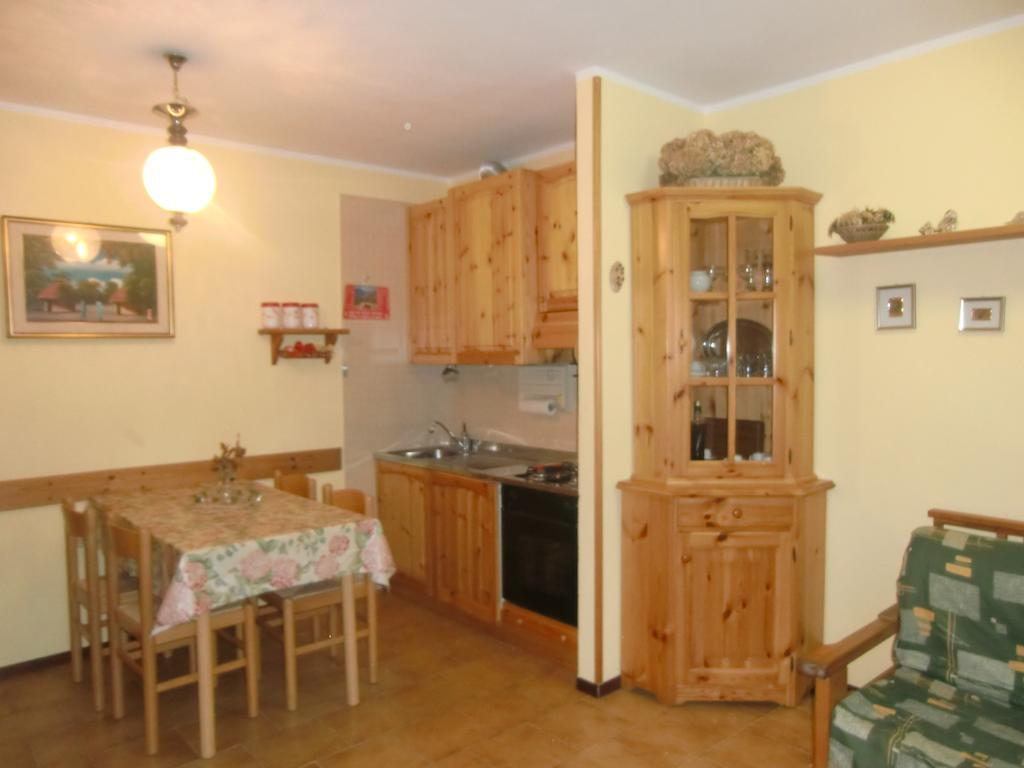 Appartamento Belvedere Molina di Ledro Cameră foto